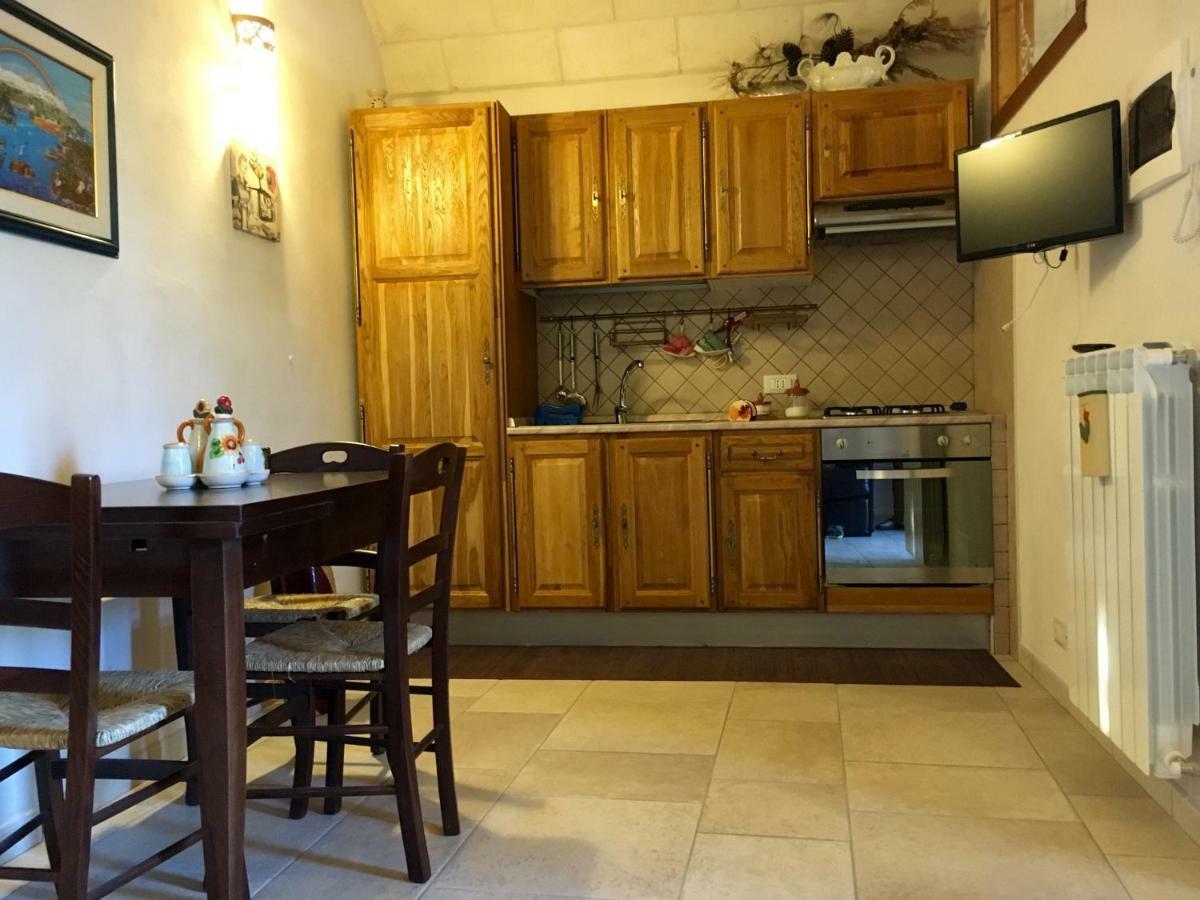 Bed and Breakfast Il Trullo Di Giulietta Impalata Exterior foto